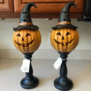 Light Up Pumpking Pedestal